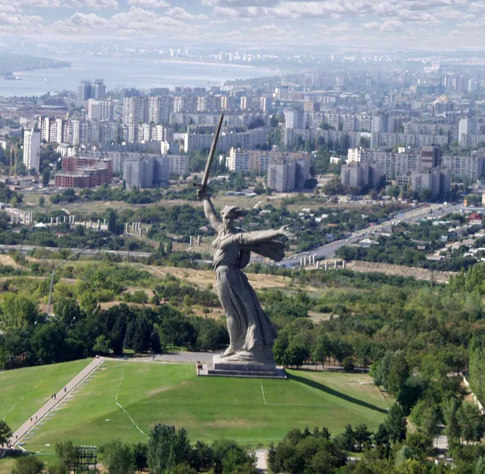 Мамаев курган Волгоград  Вучетич Е.В. Мемориальный ансамбль героям Сталинградской битвы (1959-1967)